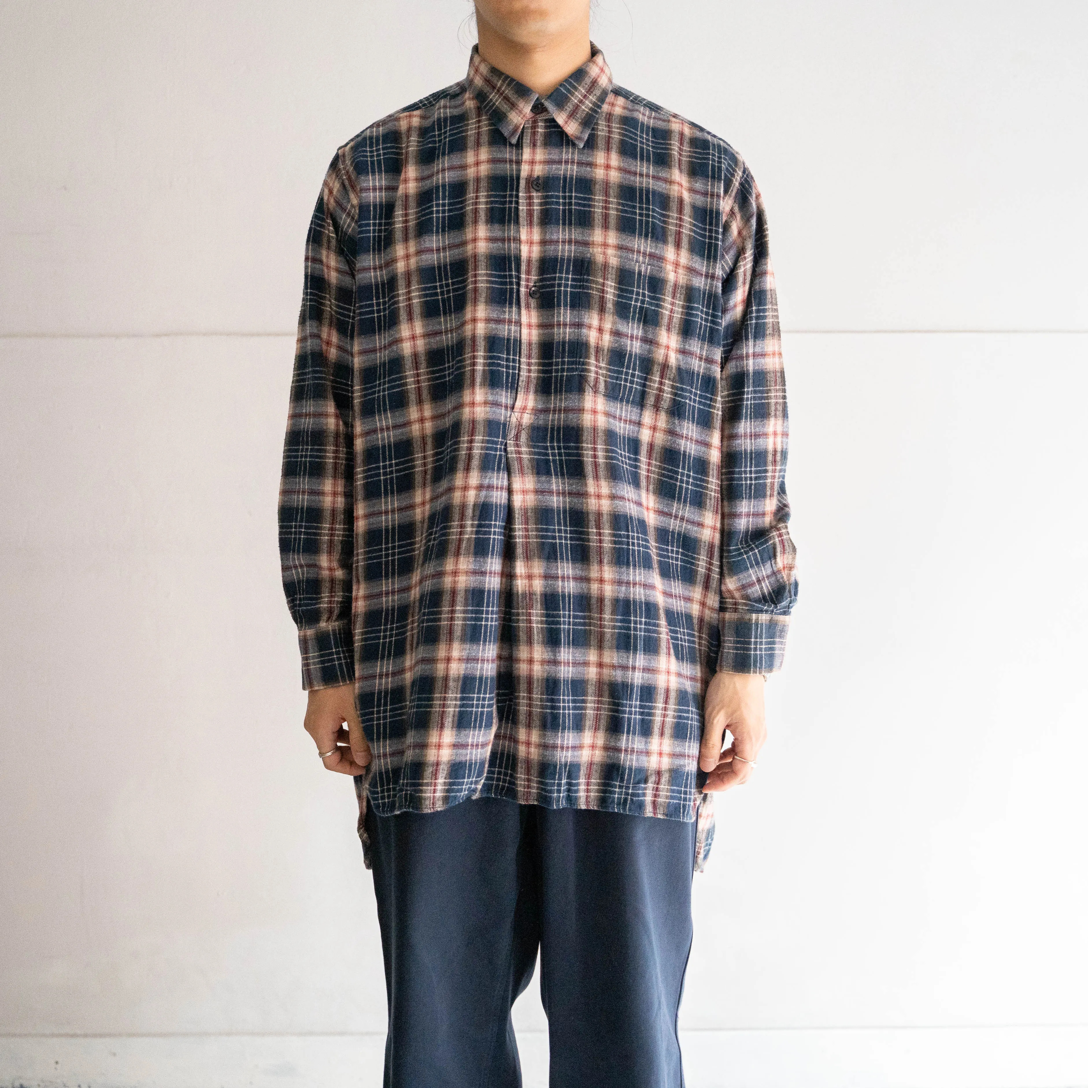 1970s France dark navy×red×yellow checked grandpa shirts