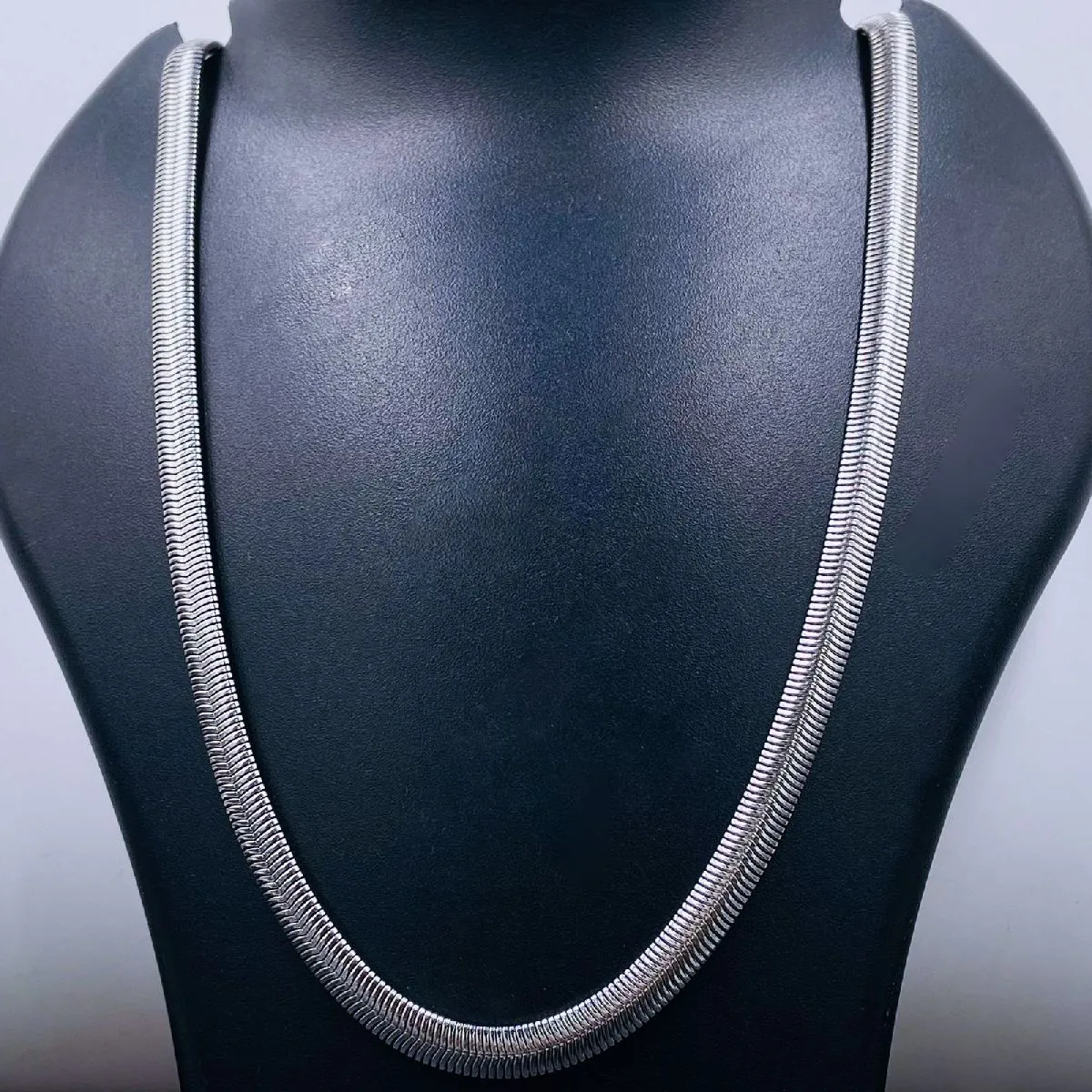 316L Stainless Steel Silver Silk Snake Herringbone Snake Chain 22"