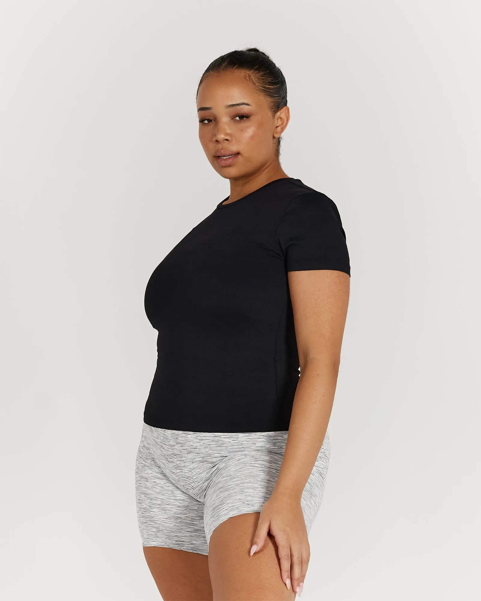 ATHLEISURE TOP - BLACK