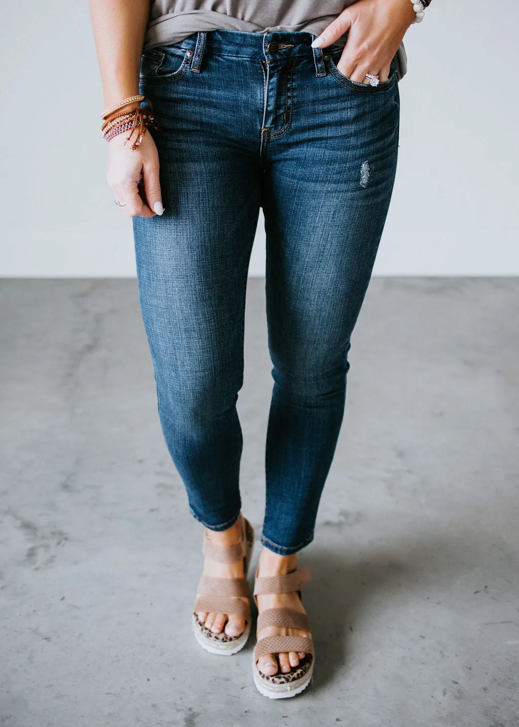 Aubrey Skinny Roller Jean