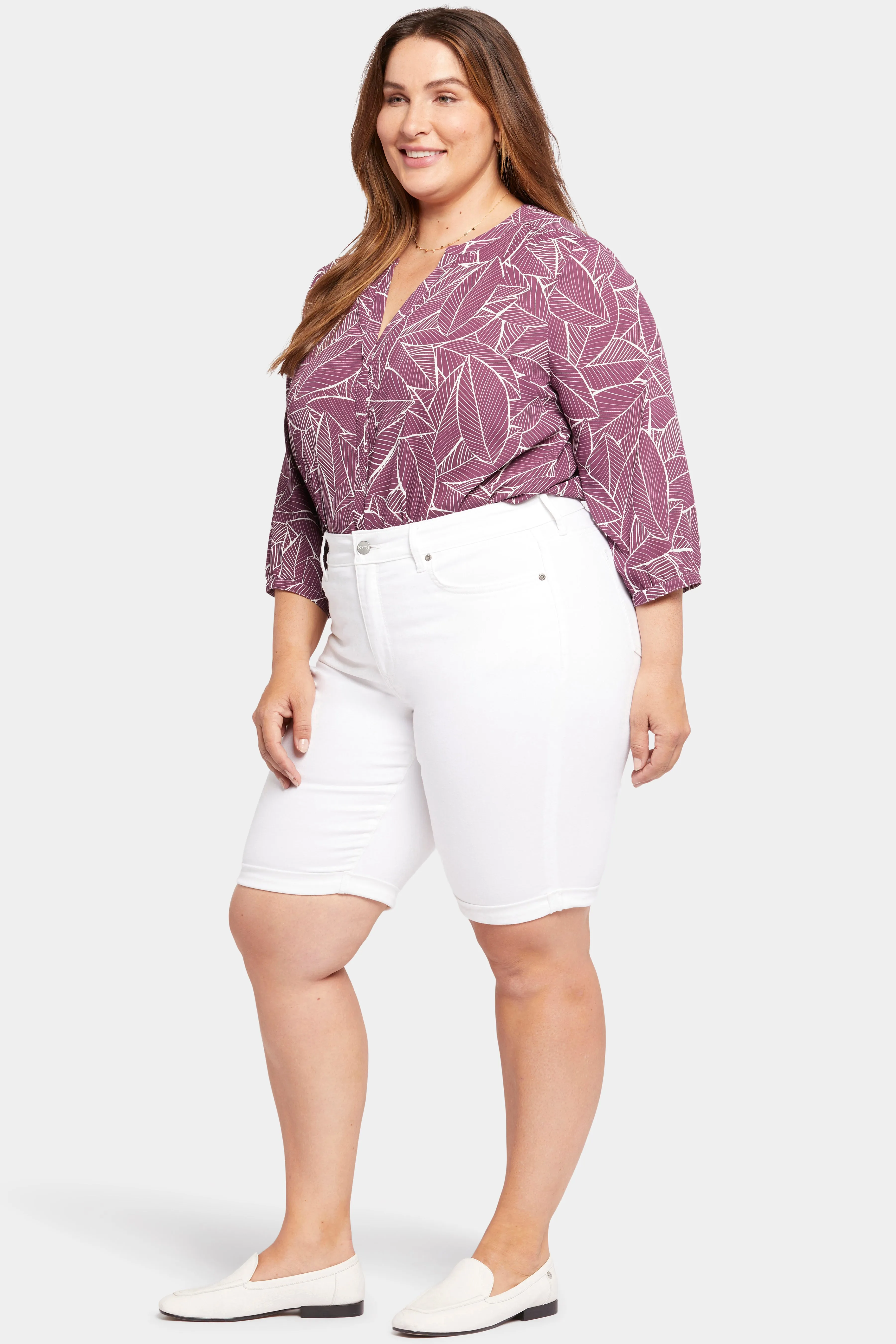 Briella 11 Inch Denim Shorts In Plus Size - Optic White