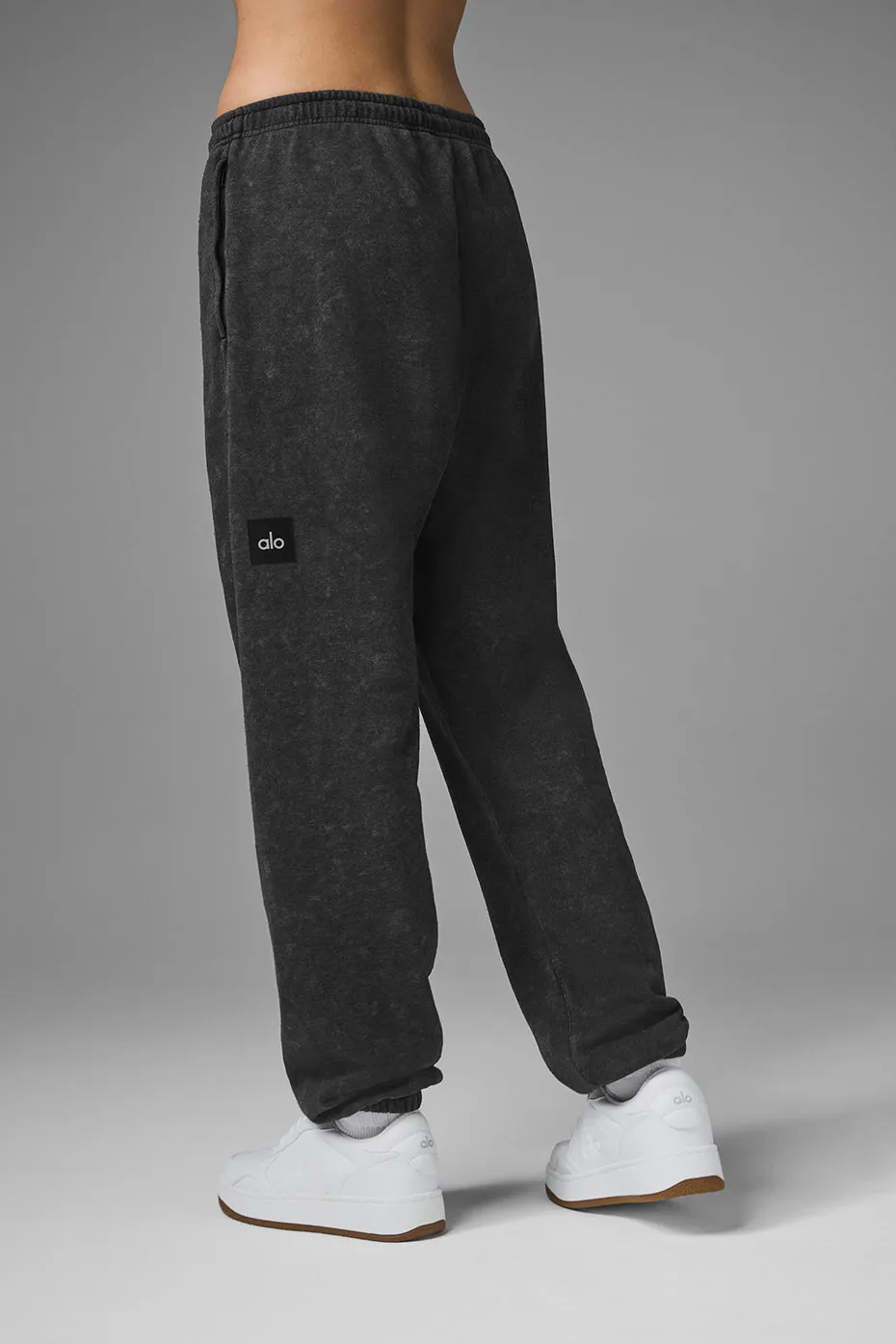 Chill Vintage Wash Sweatpant - Black Wash