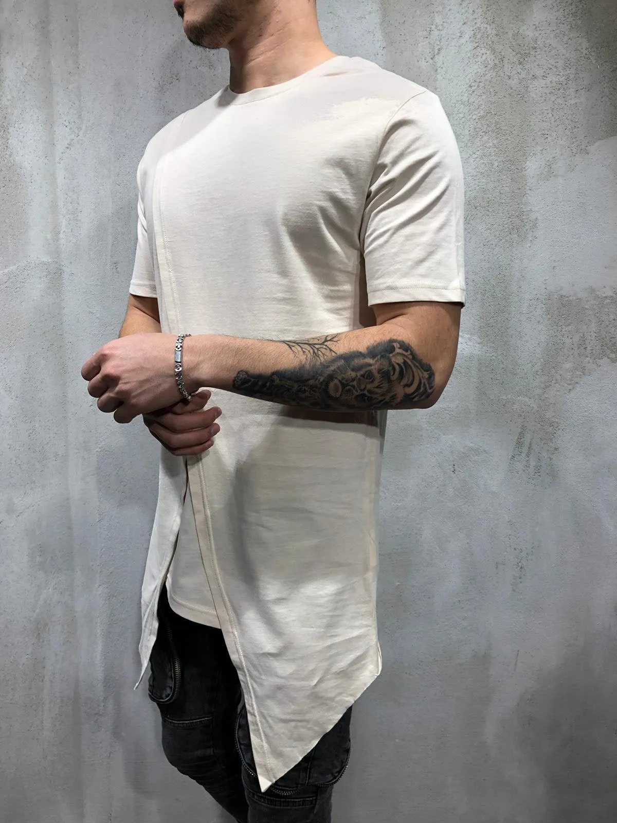 Cream Oversize Asymetric T-Shirt AY328 Streetwear T-Shirts