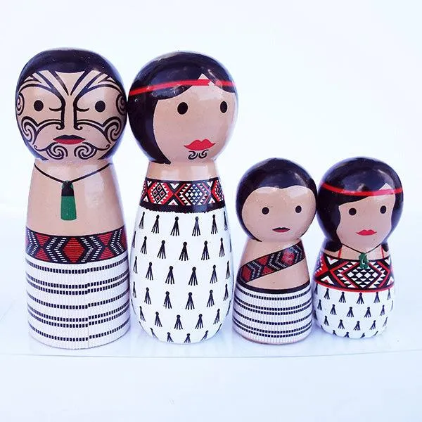 Cute Maori Wooden Peg Doll Family Set