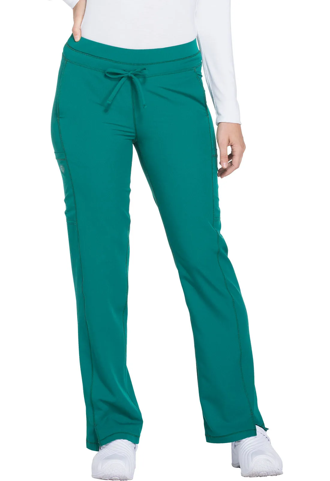 Dynamix - Women's straight leg Drawstring Pant