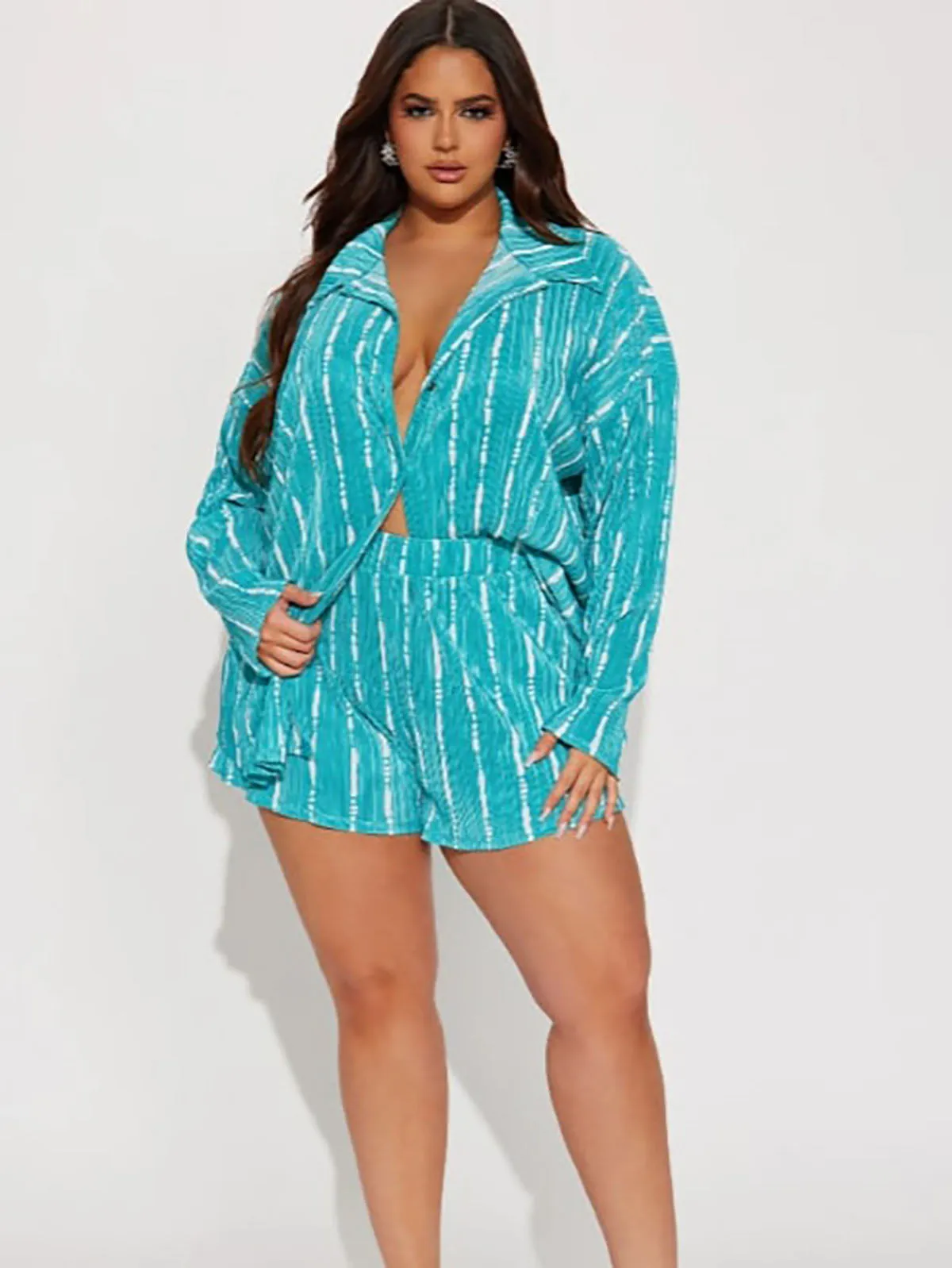 Fashion Nova Size 22W Aqua & White Tie-Dye Shorts Set