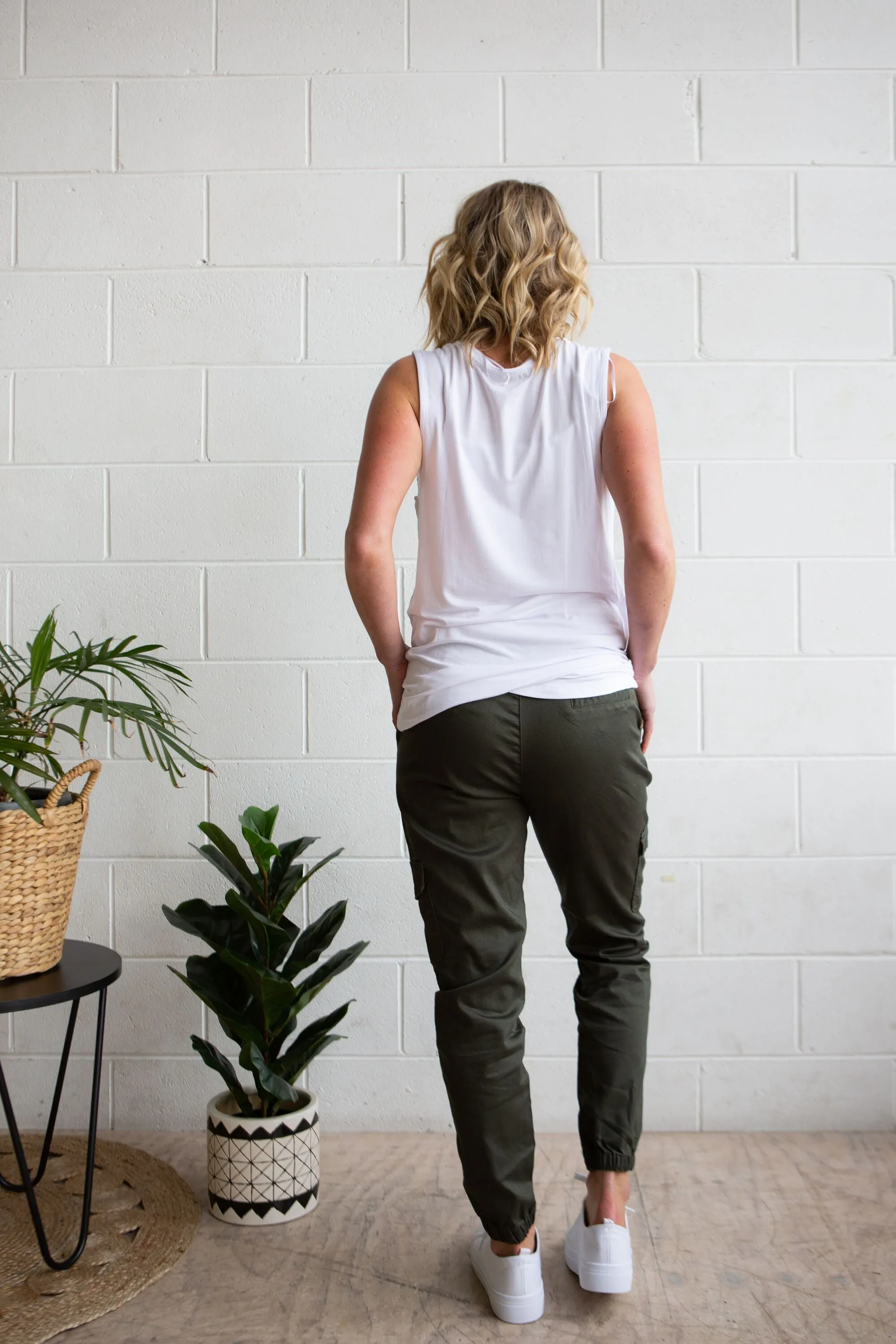 Florence Denim Joggers in Khaki