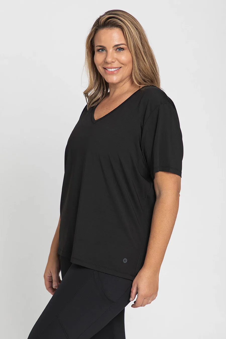 Pace Performance V-Neck T-Shirt - Black