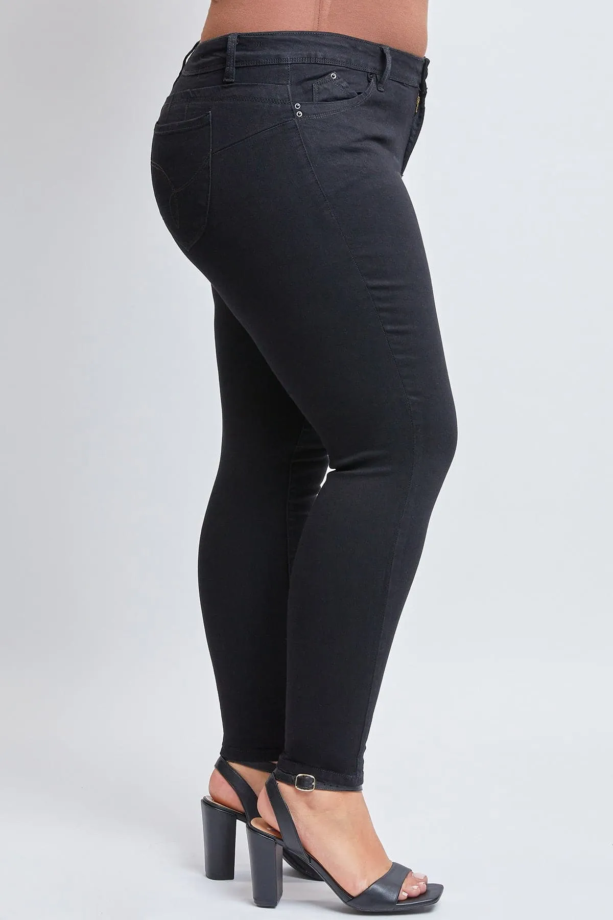 Plus Size Women's Sustainable WannaBettaButt Skinny Jeans