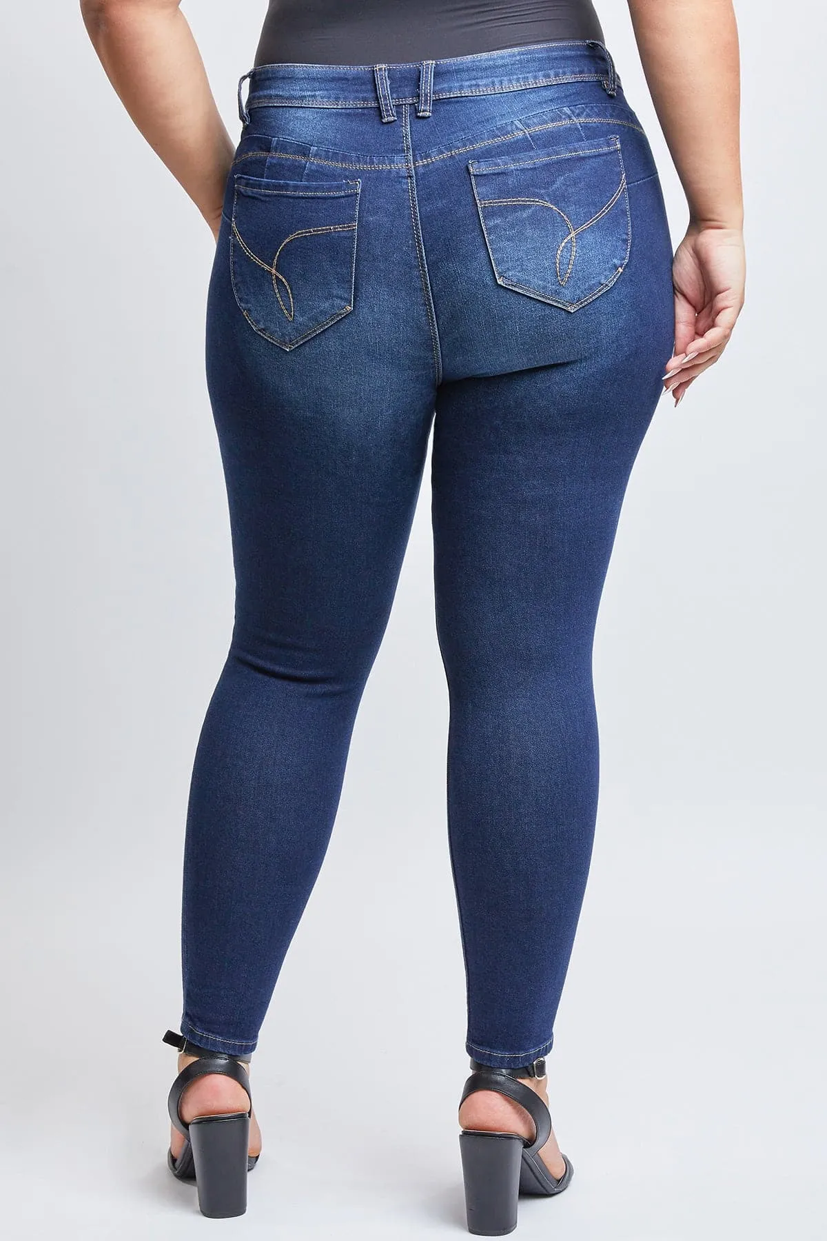 Plus Size Women's Sustainable WannaBettaButt Skinny Jeans