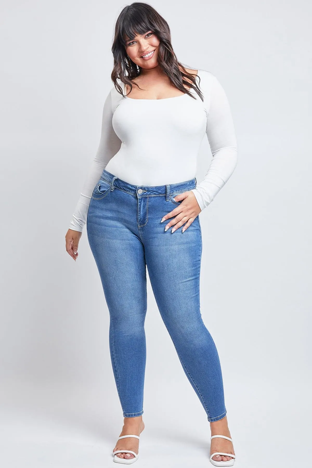 Plus Size Women's Sustainable WannaBettaButt Skinny Jeans