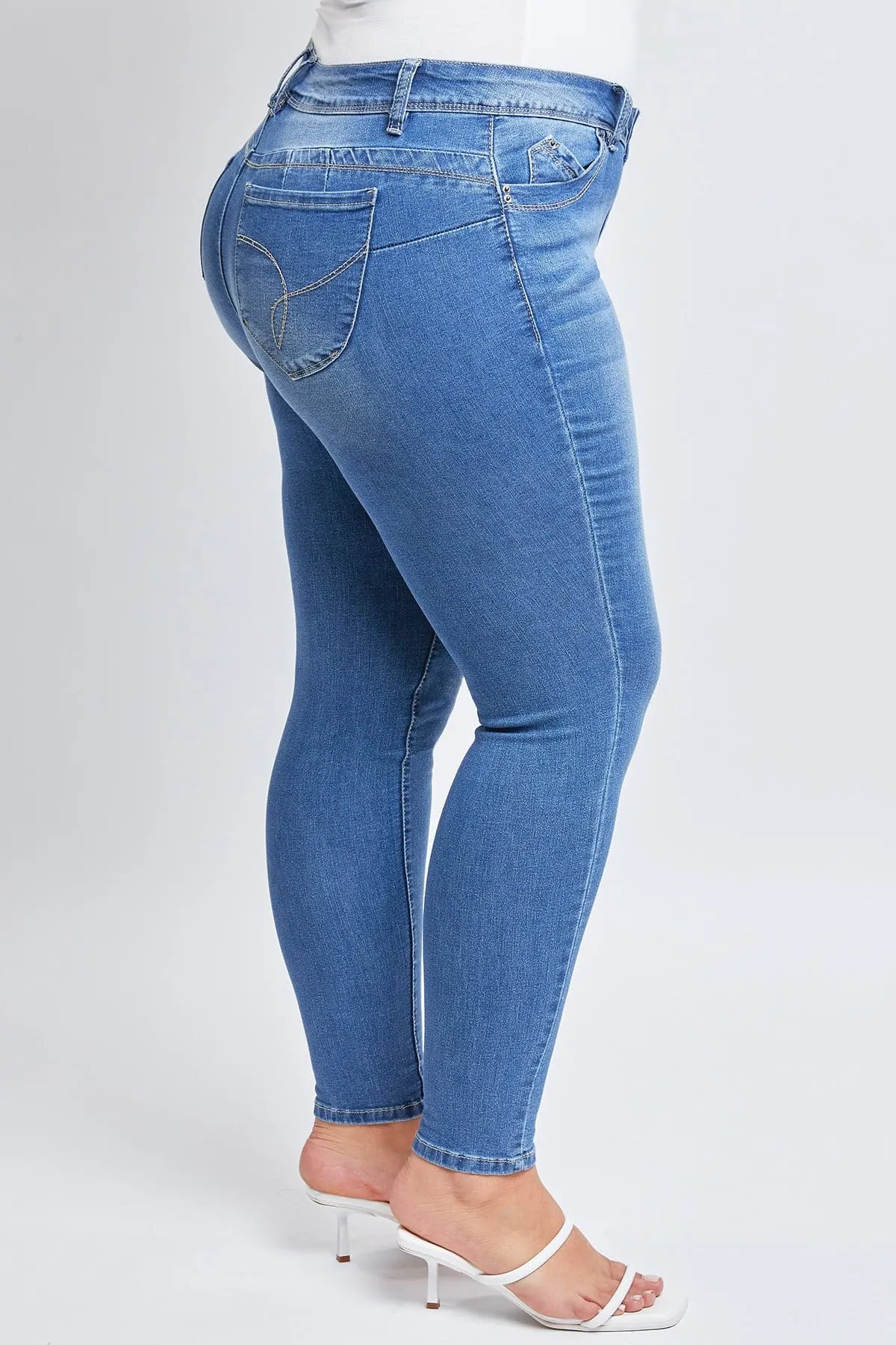 Plus Size Women's Sustainable WannaBettaButt Skinny Jeans