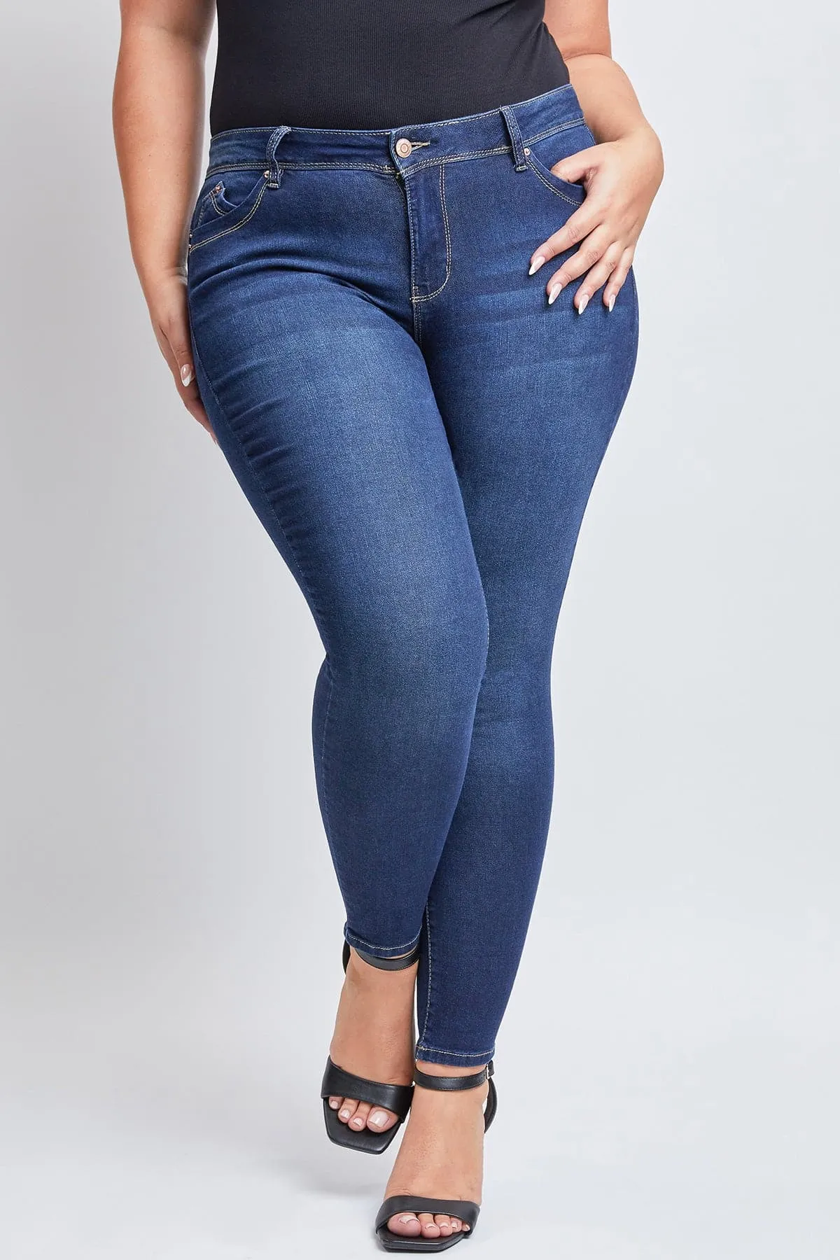 Plus Size Women's Sustainable WannaBettaButt Skinny Jeans