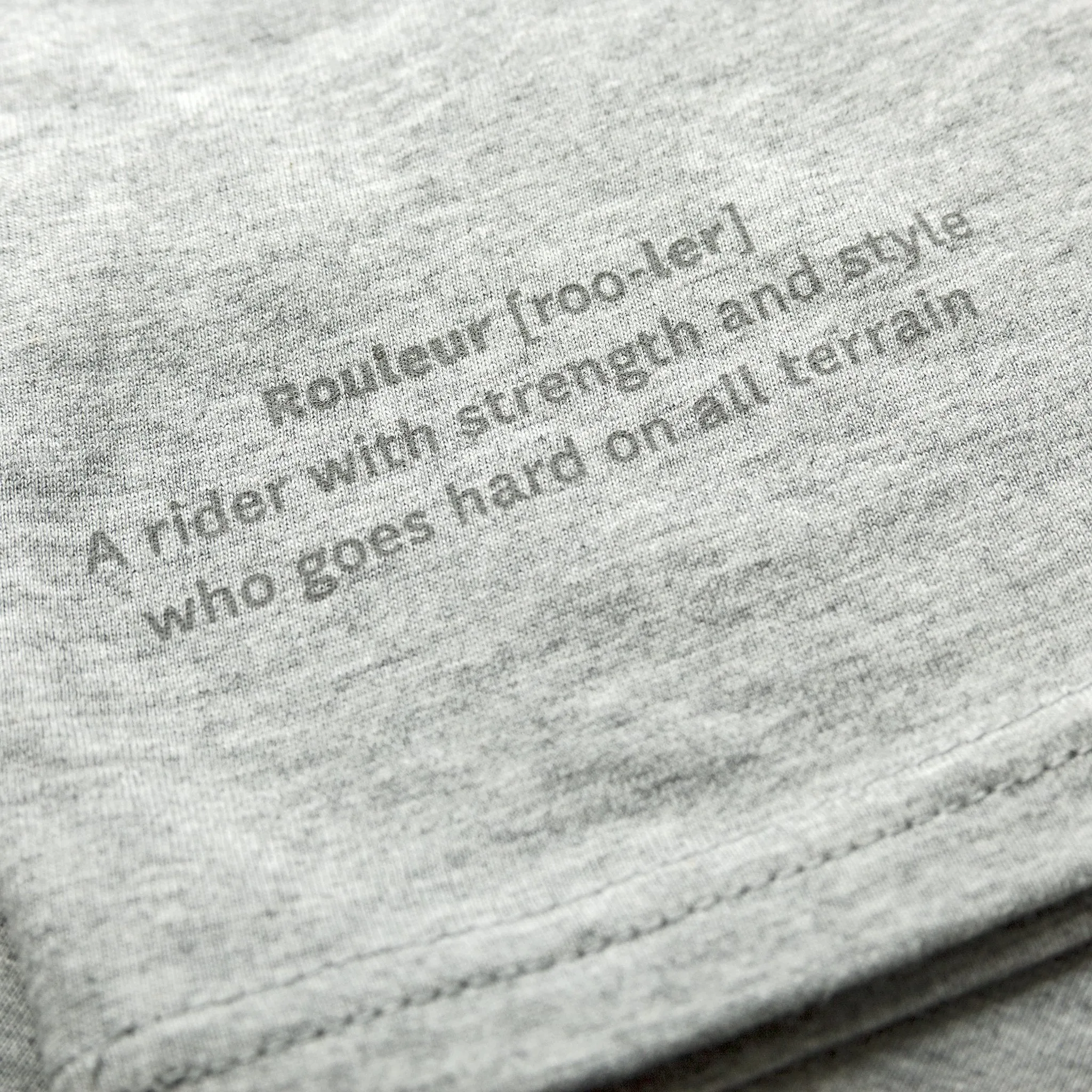 Rouleur Logo Organic Unisex T-Shirt – Tonal Grey