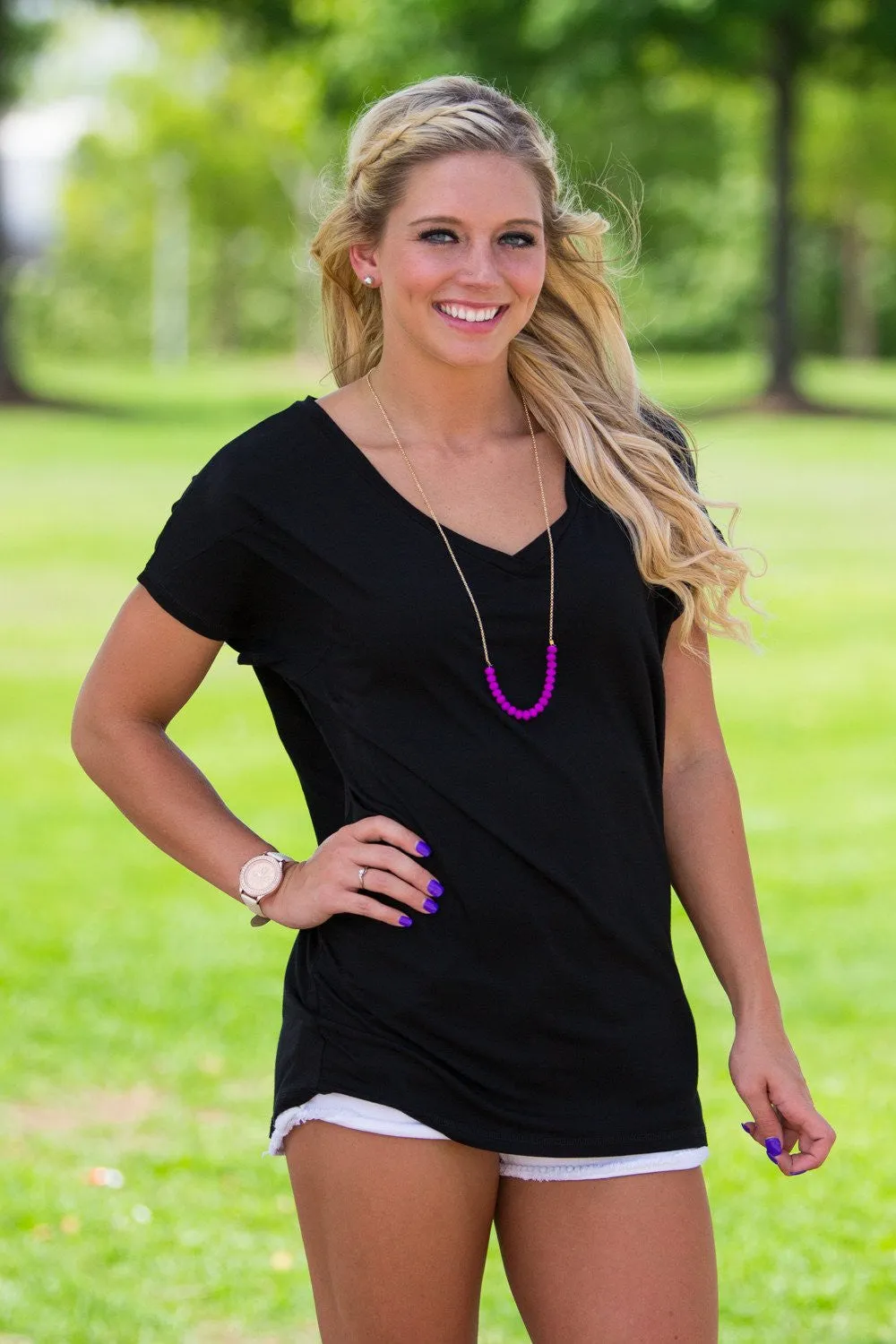 Short Sleeve Rolled Sleeve V-Neck Piko Top - Black